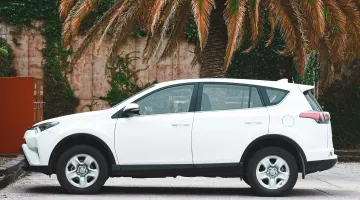the-full-guide-for-car-rentals-with-carla